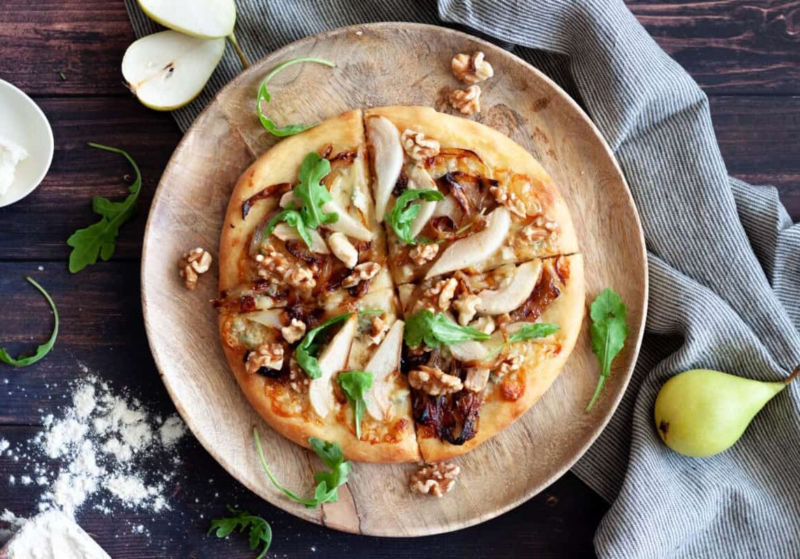 pear-gorgonzola-pizza-12